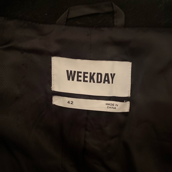 Black wool long waist cinch coat - Picture 6 of 7